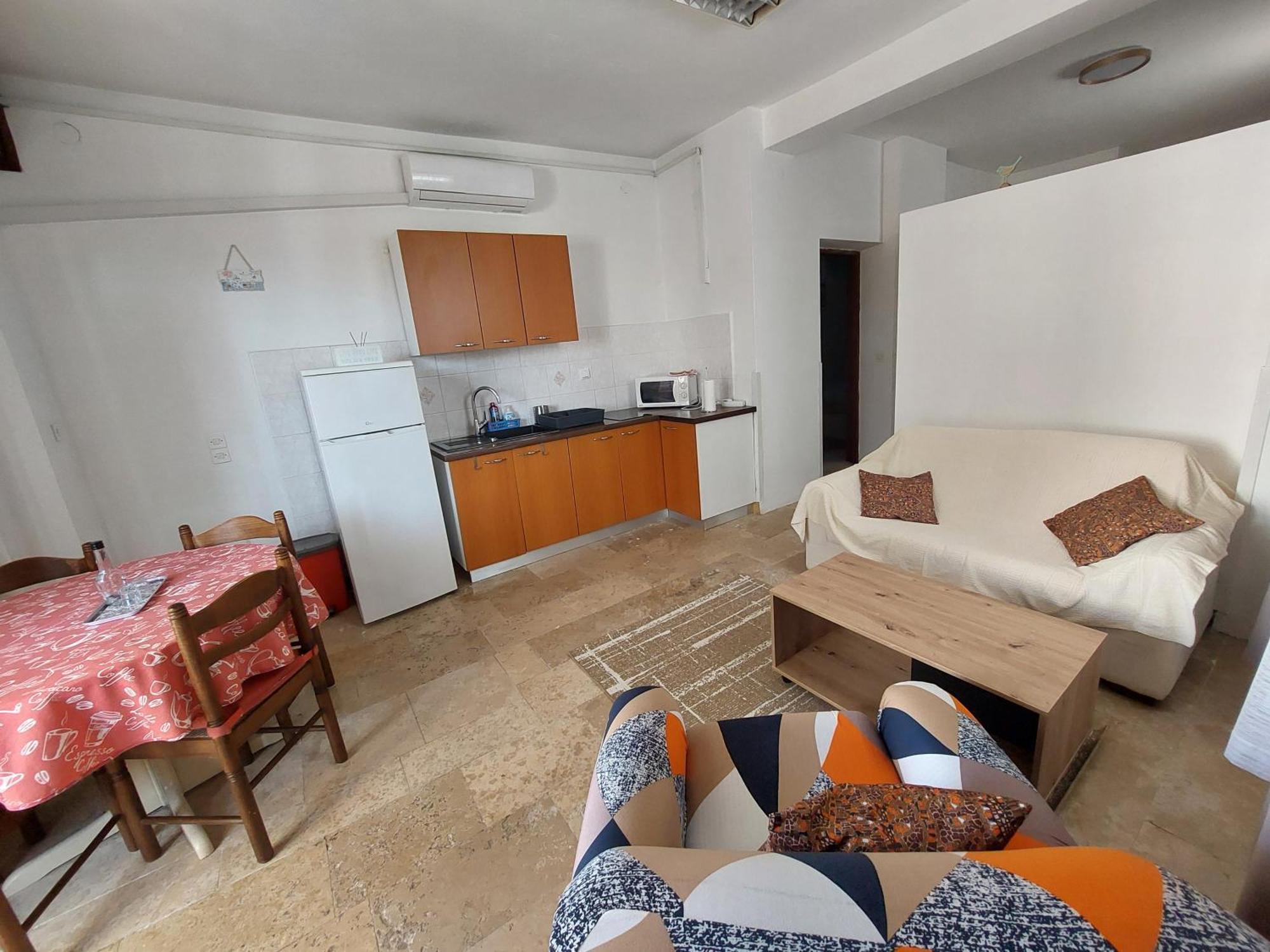 Loredana Apartma *