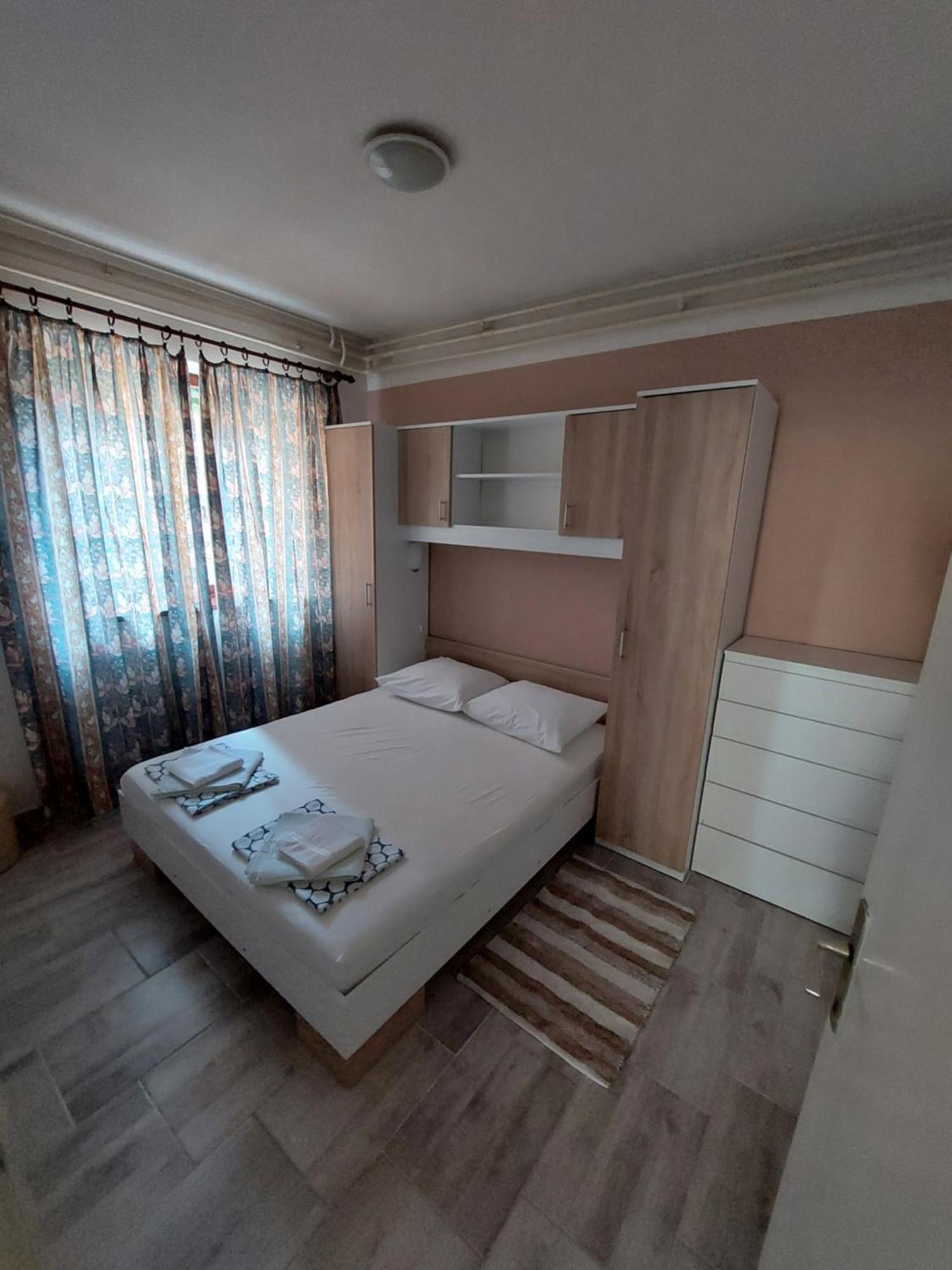 Apartma Loredana *